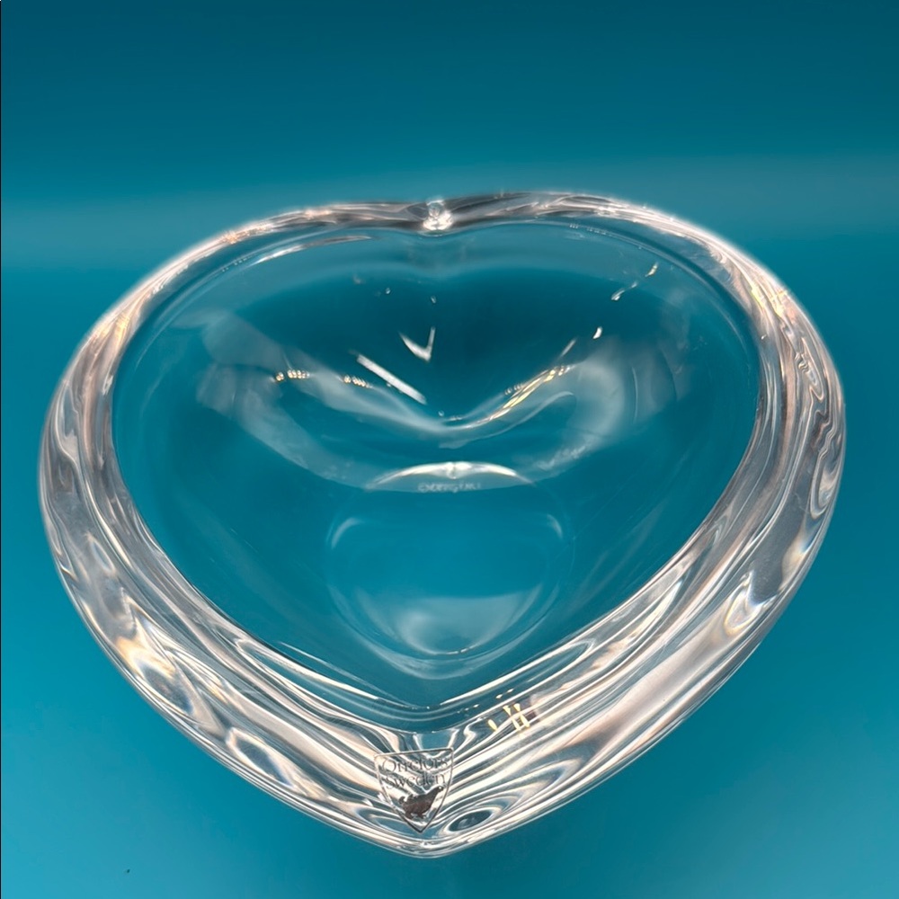 Orrefors Sweden Crystal Amour Heart Bowl etched and Original sticker 6.25”